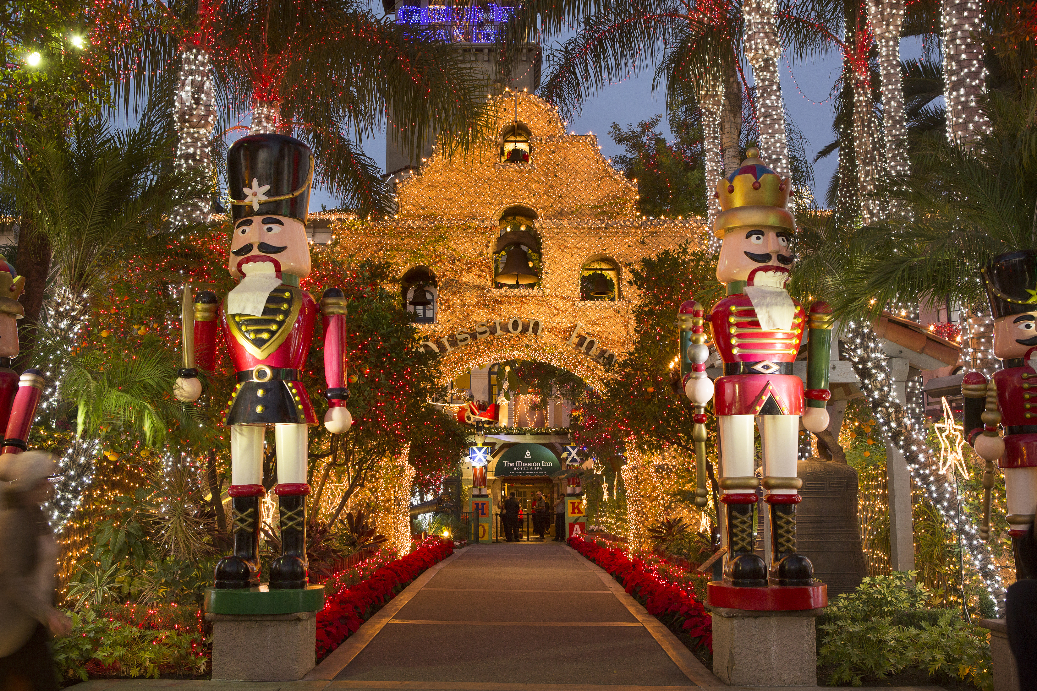 The Mission Inn Hotel Kicks Off the Holiday Season with Festival of Lights